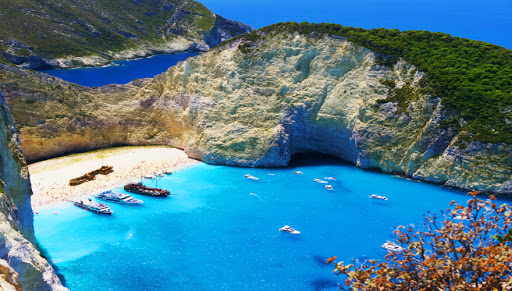 6 Beautiful Global Places | Windrose Land Services