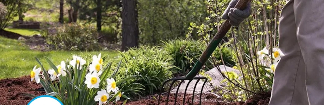 Total Lawncare And Scapes LLC Cover Image