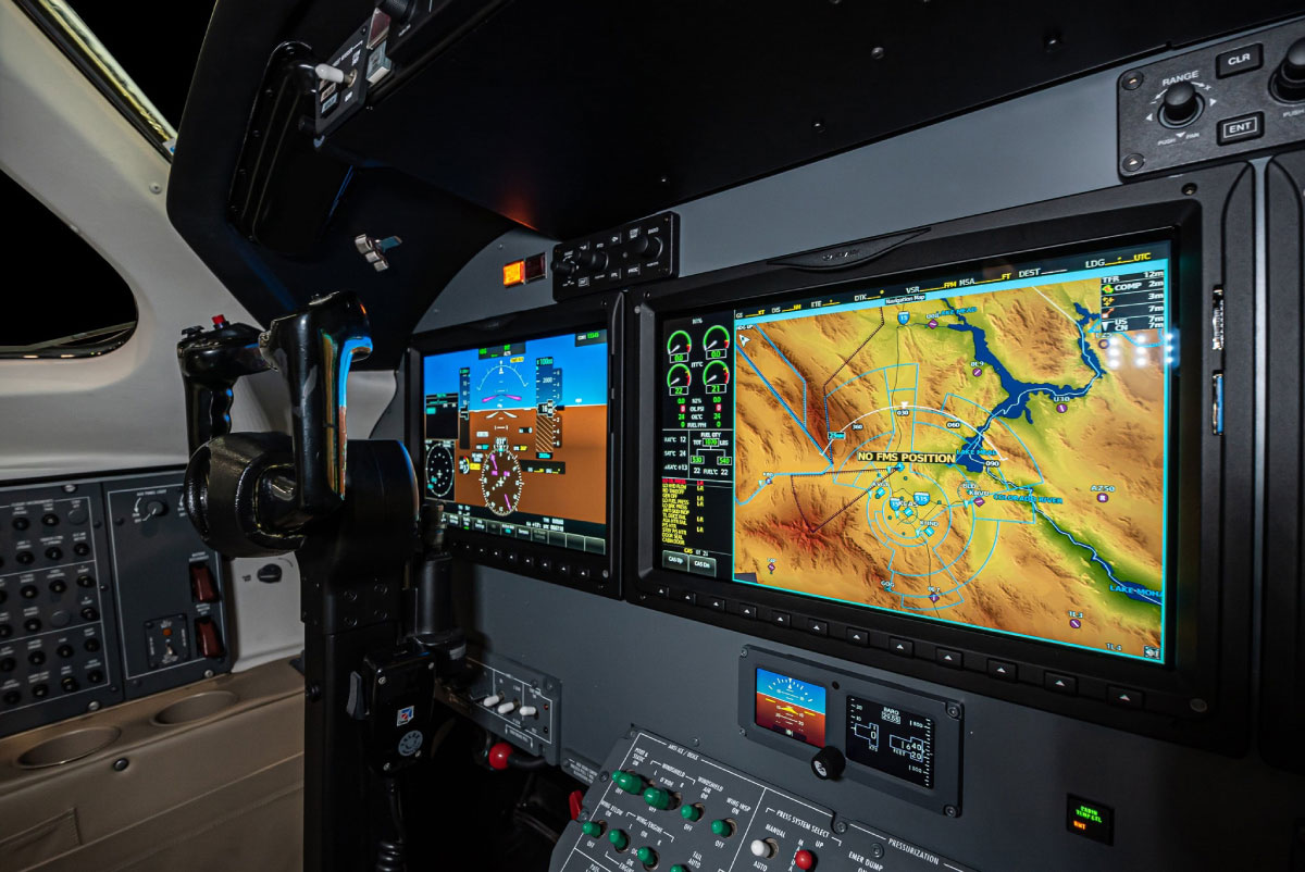 Avionics | Elliott Aviation