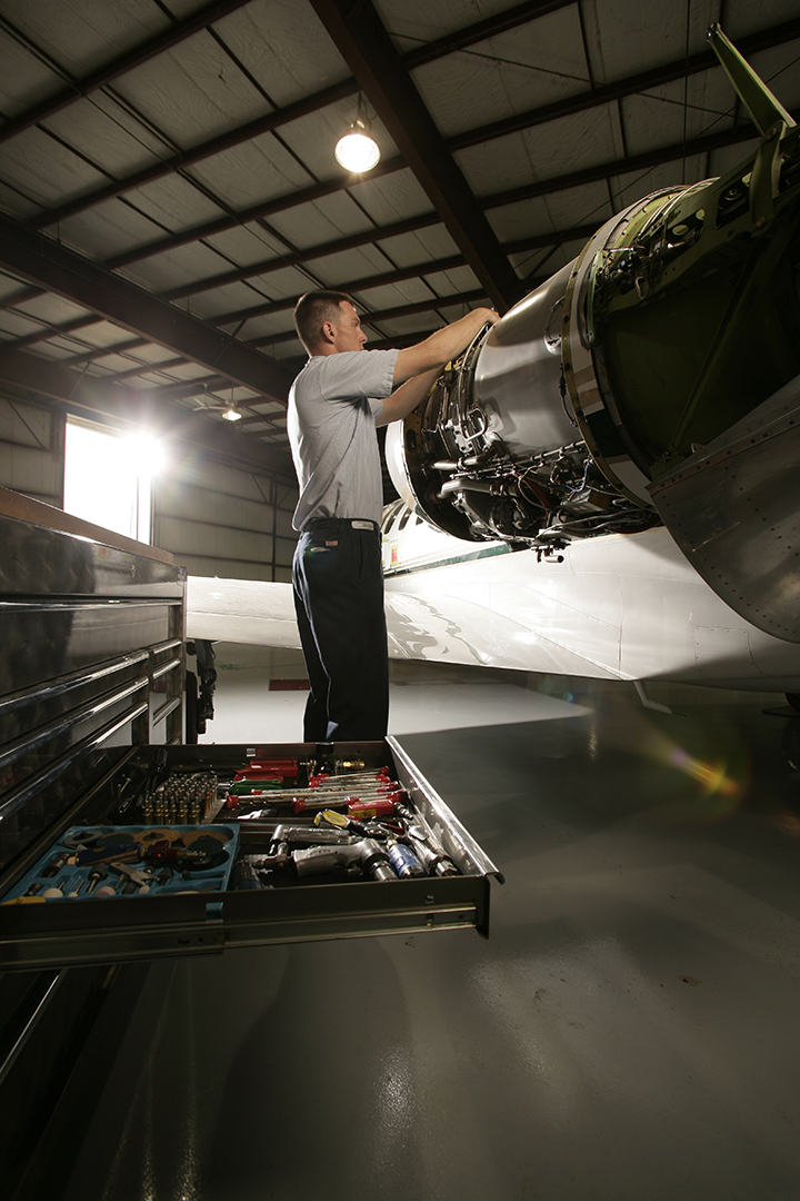 Careers | Elliott Aviation