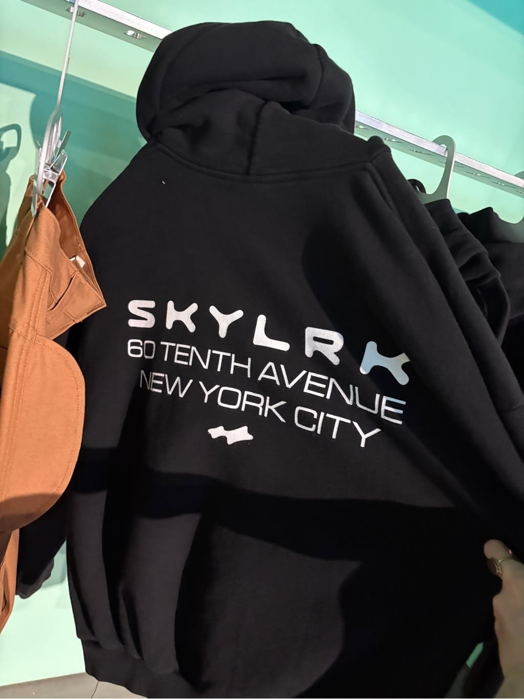 Skylrk clothing Profile Picture